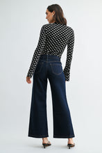 Load image into Gallery viewer, Mini Flap Pocket Wide Leg