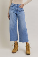 Load image into Gallery viewer, Nori Crop Wide Leg
