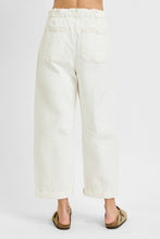 Load image into Gallery viewer, High Rise Crop Wide Barrel Cargo Pocket Pants
