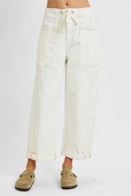 Load image into Gallery viewer, High Rise Crop Wide Barrel Cargo Pocket Pants
