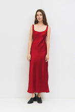 Load image into Gallery viewer, The Saylor Dress
