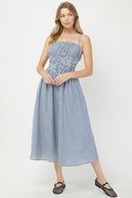 Load image into Gallery viewer, Seersucker Midi Dress
