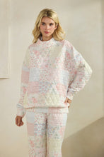 Load image into Gallery viewer, Quilted Mockneck
