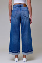 Load image into Gallery viewer, Cuffed Wide Leg Jeans
