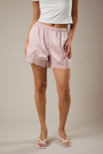 Load image into Gallery viewer, Elastic Waist Mid Rise Lace Trim Shorts
