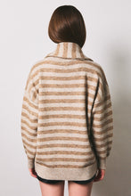 Load image into Gallery viewer, Oversized Sweater With Scarf
