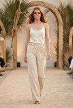 Load image into Gallery viewer, Linen Blend Relaxed Straight Pants
