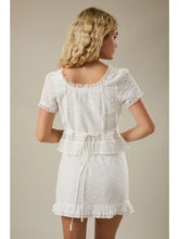 Load image into Gallery viewer, Scoop Neck Lace Trim Blouse
