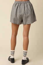 Load image into Gallery viewer, Eve Heathered Linen Shorts
